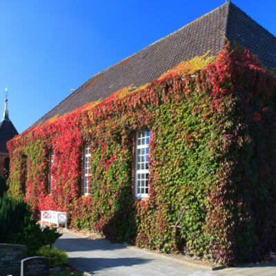 Auf kalten Kirchenfliesen barfuß Klarinette spielen