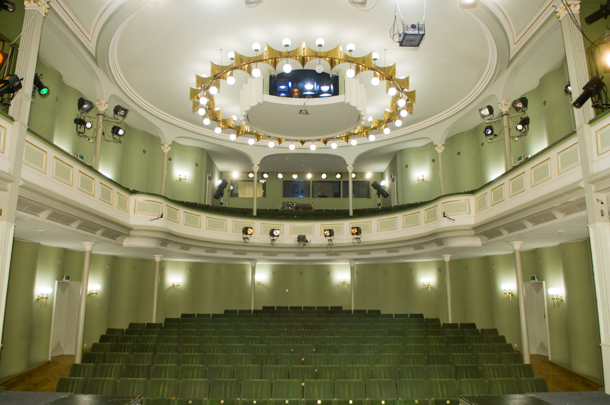 Eduard-von-Winterstein-Theater