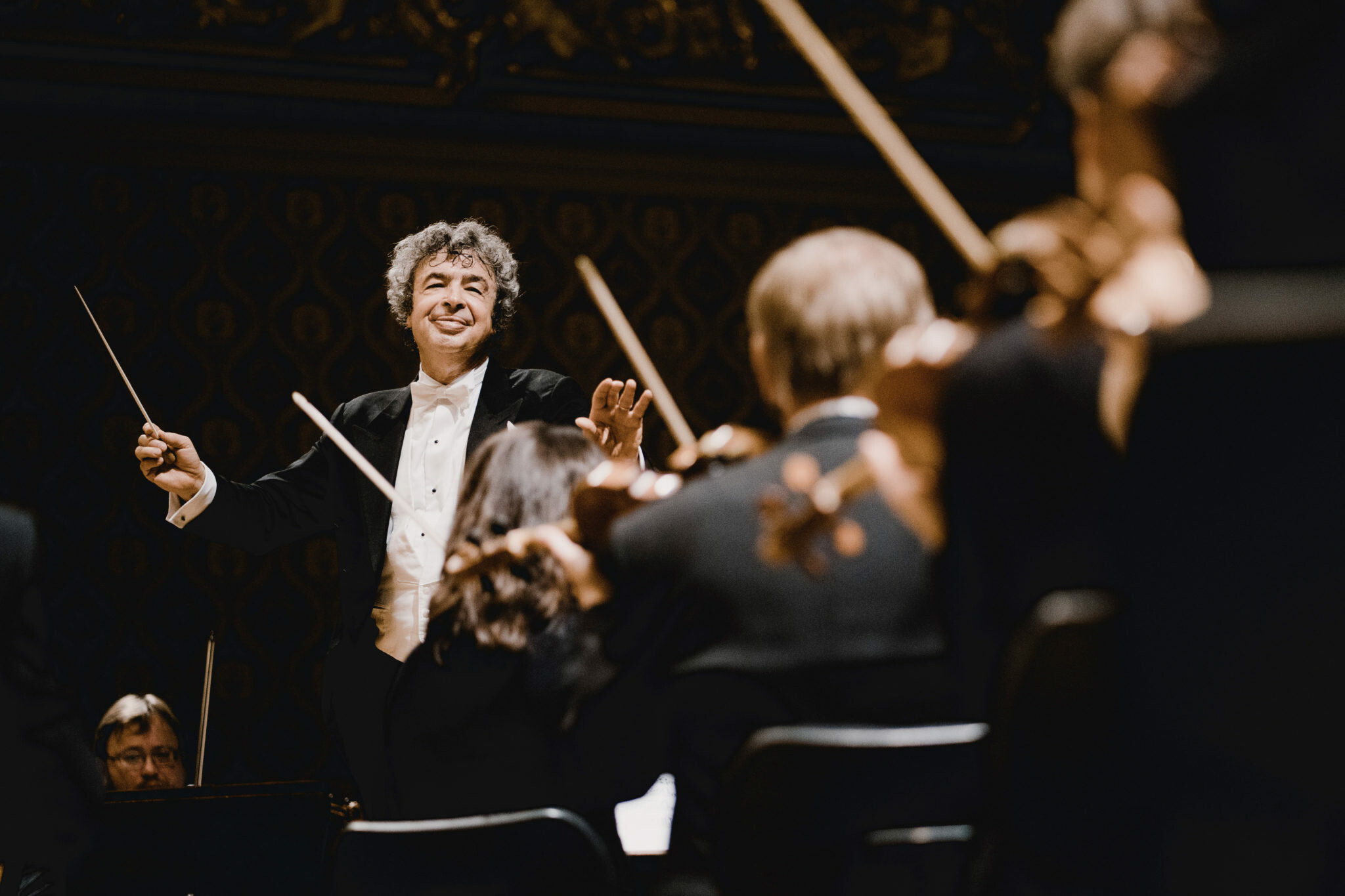 Semyon Bychkov dirigiert die Tschechische Philharmonie