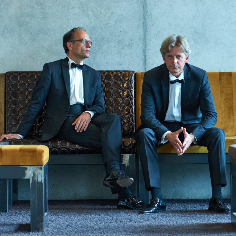 … GrauSchumacher Piano Duo