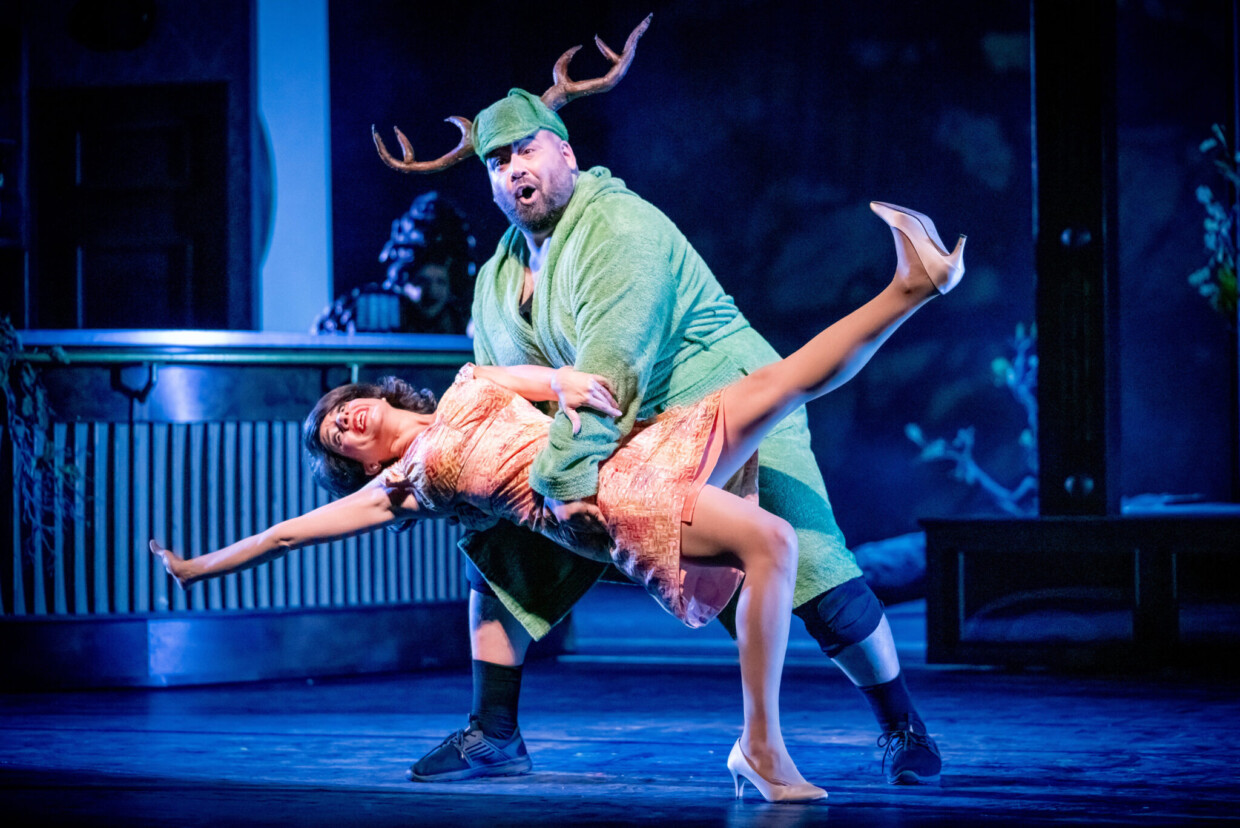 „Falstaff“ am Theater Magdeburg mit Noa Danon und Stephanos Tsirakoglou