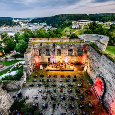 Ideale Kulisse: Im mittelalterlichen Schloss Hellenstein wird Wagners „Tannhäuser“ aufgeführt