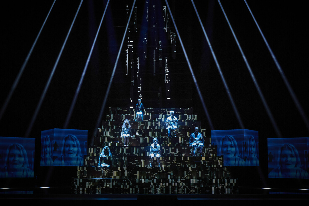 Szenenbild aus „chasing waterfalls“ an der Semperoper Dresden