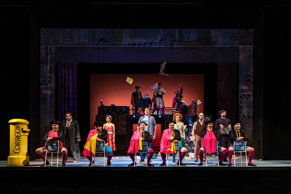 Szenenbild aus „Der Barbier von Sevilla“ am Staatstheater Meiningen
