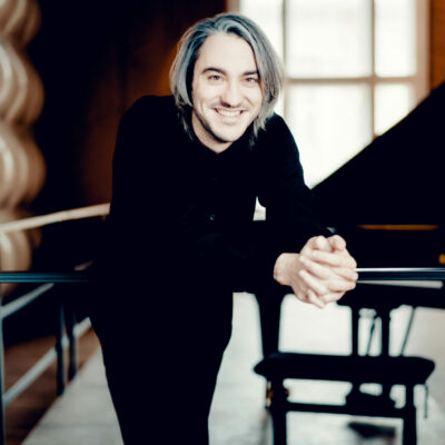 Für die nächsten drei Jahre Artist in Residence in Turin und London: Alexander Gadjiev