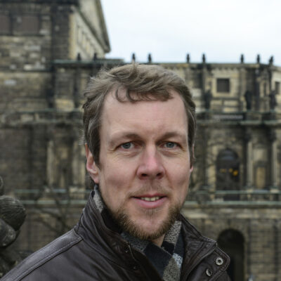 Bassist Georg Zeppenfeld ist regelmäßig in Bayreuth und Dresden zu erleben