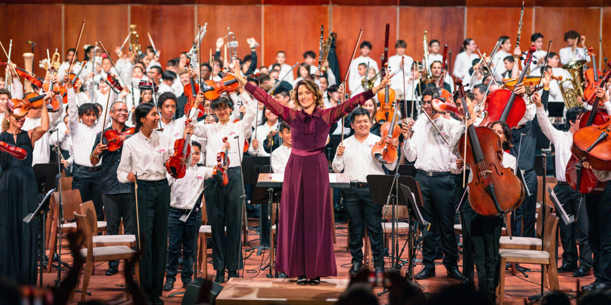 Nachwuchsförderung, nicht nur in musikalischer Hinsicht: Alondra de la Parra und das Orchester Armonía Social
