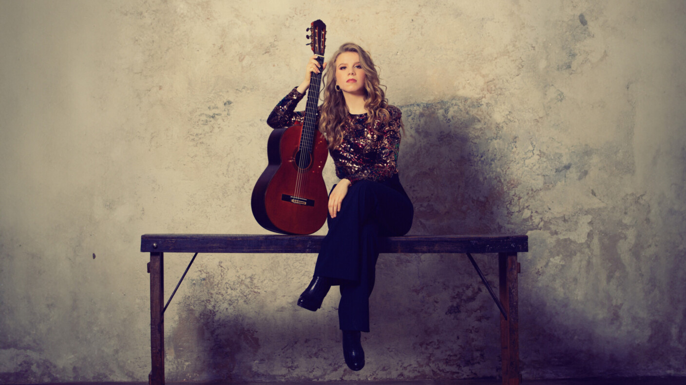 Laura Lootens entdeckte ihre Leidenschaft für die klassische Gitarre im Alter von acht Jahren