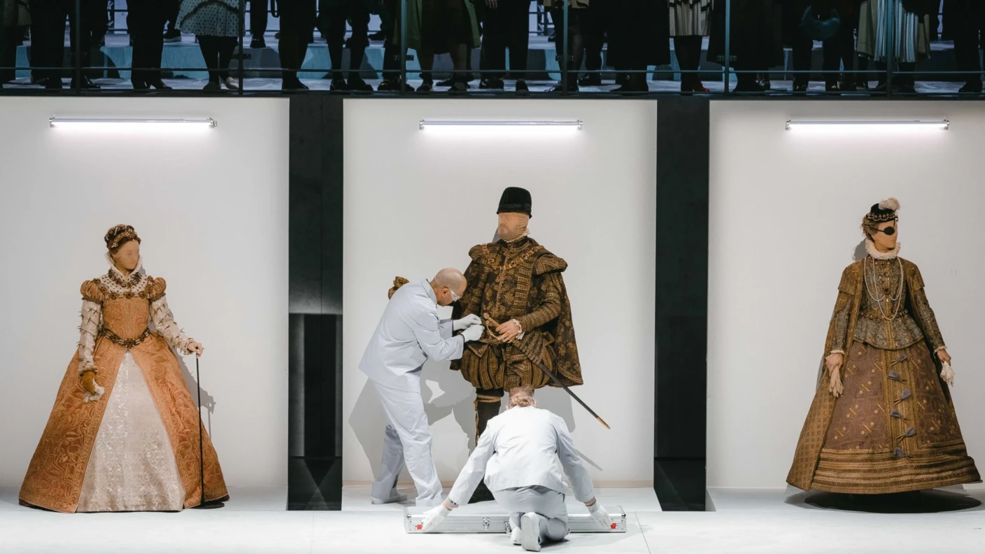 Ein düsteres Historiendrama